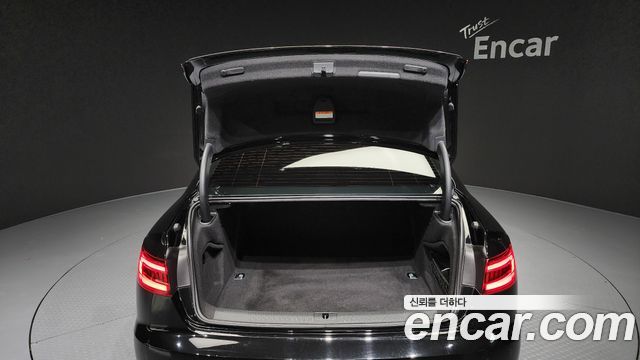 Audi A4 2019 — photo 20