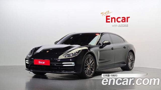 Porsche Panamera 2021 — photo 1