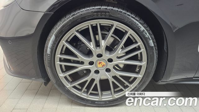 Porsche Panamera 2021 — photo 5