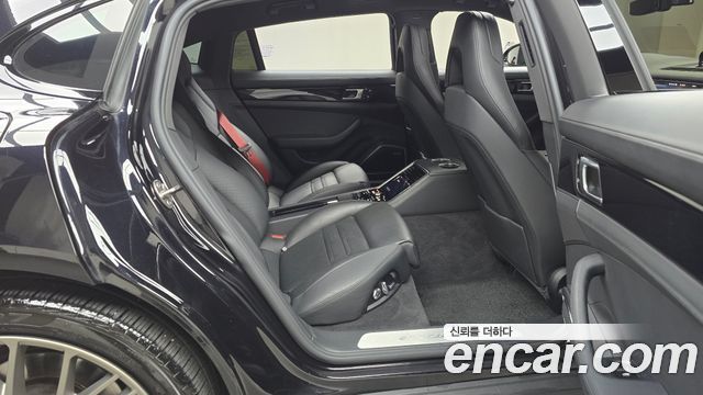 Porsche Panamera 2021 — photo 12