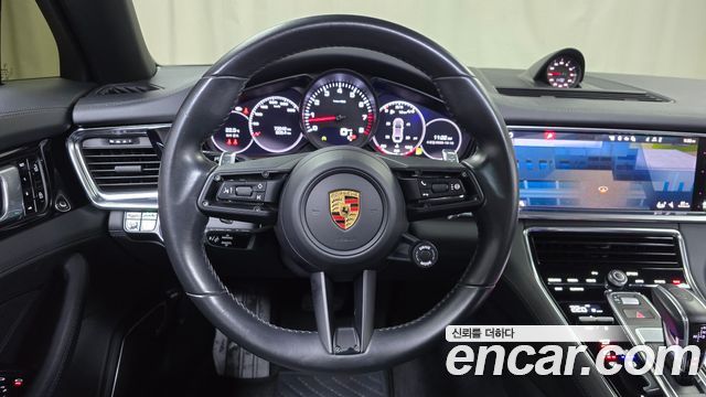 Porsche Panamera 2021 — photo 13