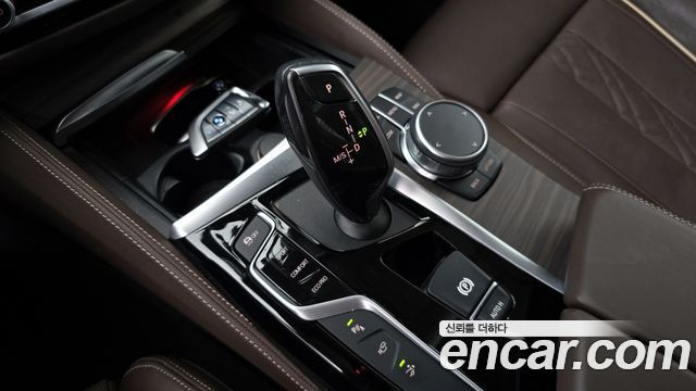 BMW Gran Turismo 2019 — photo 9