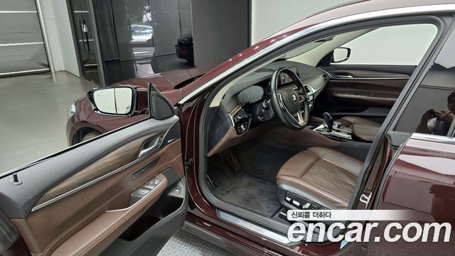 BMW Gran Turismo 2019 — photo 11