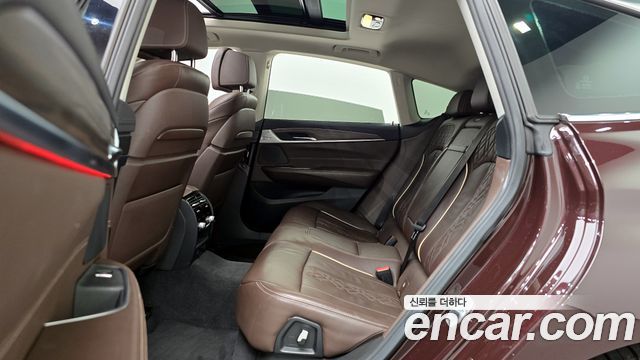 BMW Gran Turismo 2019 — photo 12