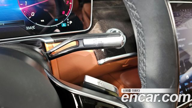 Mercedes-Benz S-Class 2021 — photo 9