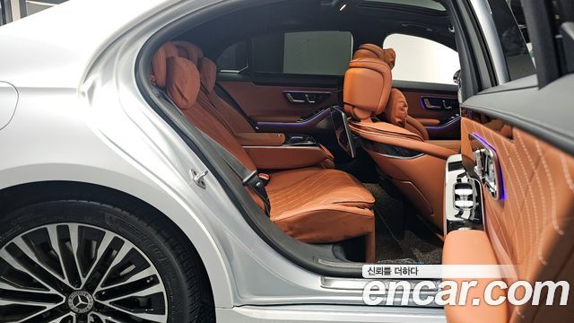 Mercedes-Benz S-Class 2021 — photo 12