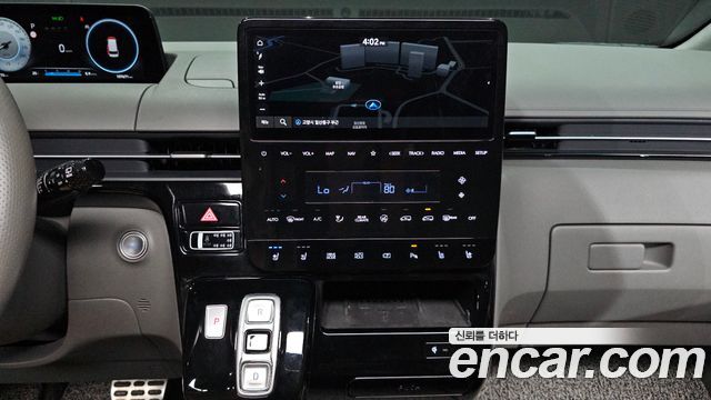 Hyundai Staria 2023 — photo 14