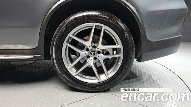 Mercedes-Benz GLC-Class 2018 — photo 5