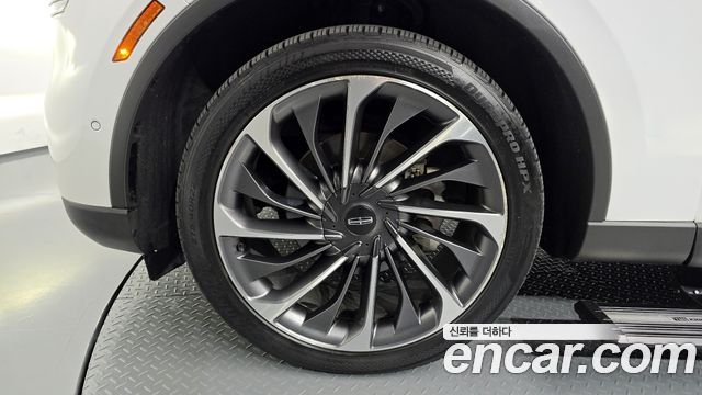 Lincoln Aviator 2021 — photo 5