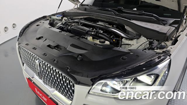Lincoln Aviator 2021 — photo 6