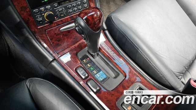 Hyundai Dynasty 1997 — photo 9