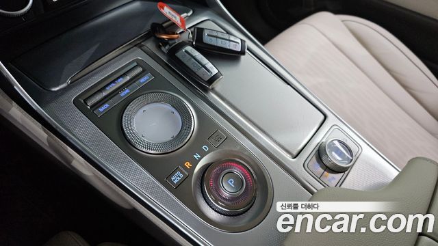 Genesis GV80 2021 — photo 9