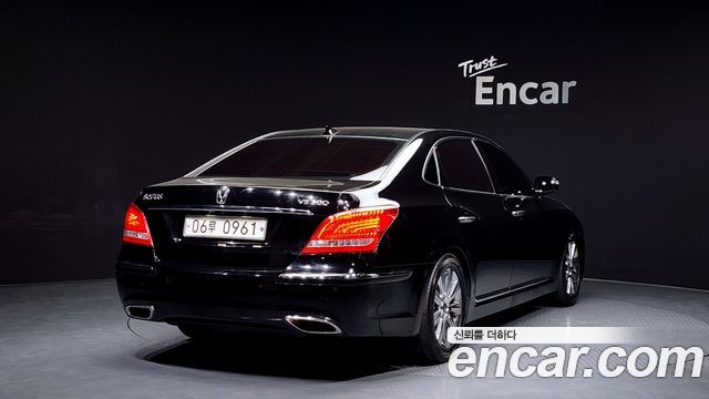 Hyundai Equus 2010 — photo 2
