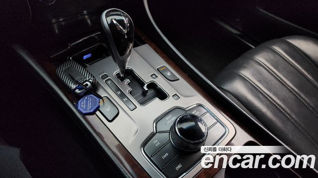 Hyundai Equus 2010 — photo 9