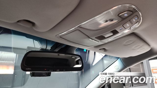 Hyundai Equus 2010 — photo 16