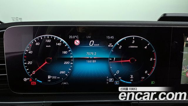 Mercedes-Benz GLE-Class 2019 — photo 8