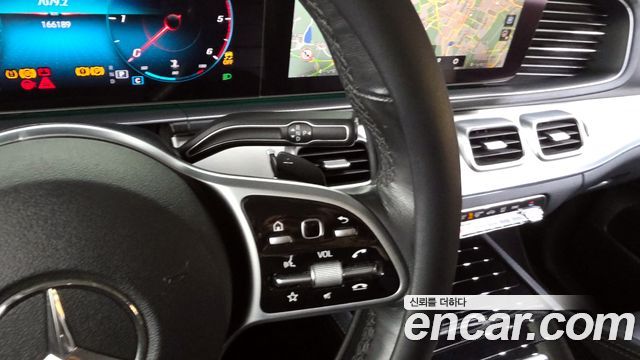 Mercedes-Benz GLE-Class 2019 — photo 9