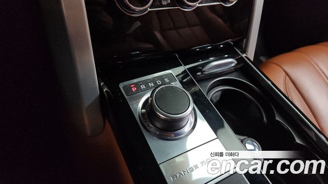 Land Rover Range Rover 2015 — photo 9