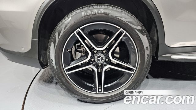 Mercedes-Benz GLC-Class 2022 — photo 5
