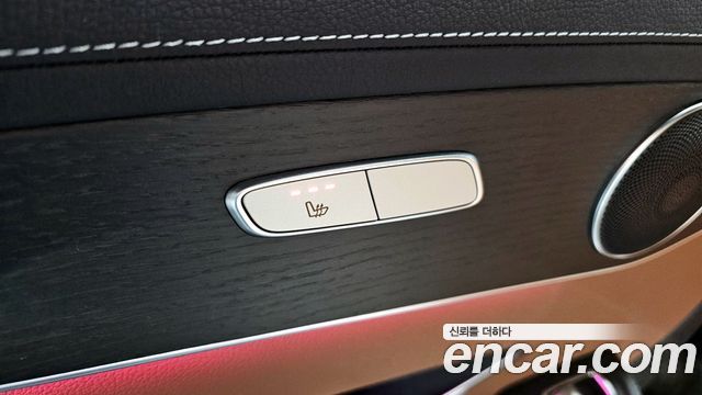 Mercedes-Benz GLC-Class 2022 — photo 17