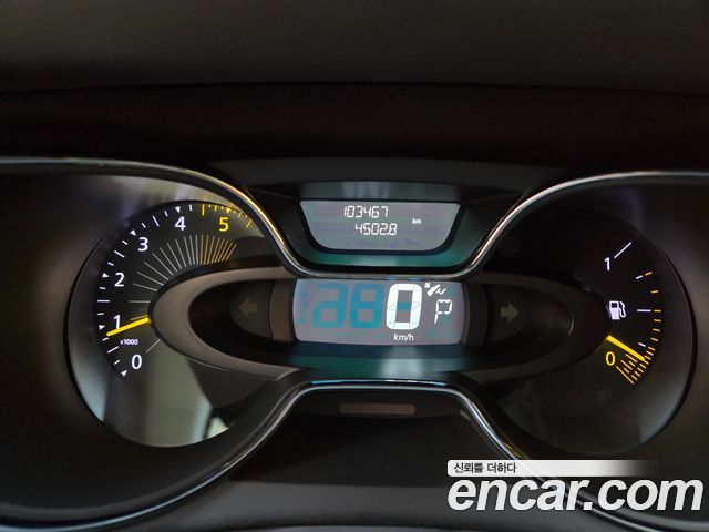 Renault Korea QM3 2014 — photo 11