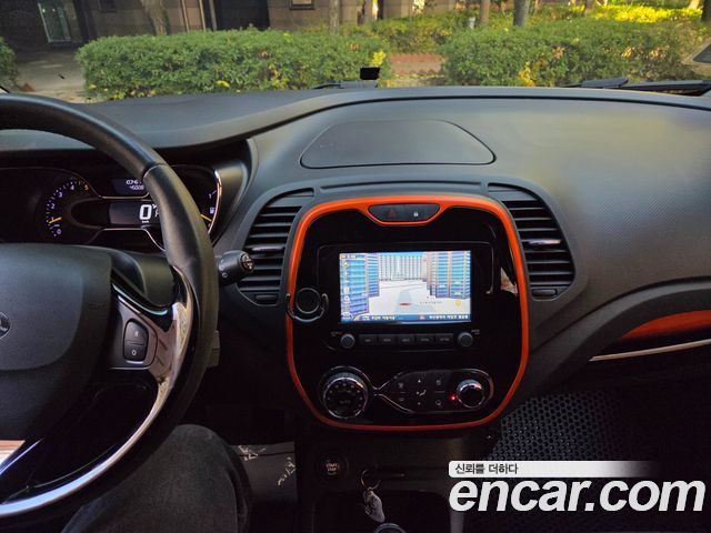 Renault Korea QM3 2014 — photo 12