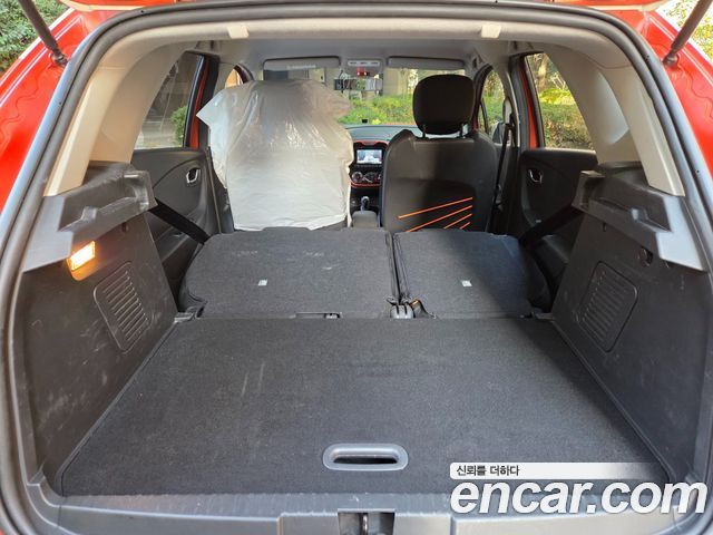 Renault Korea QM3 2014 — photo 17