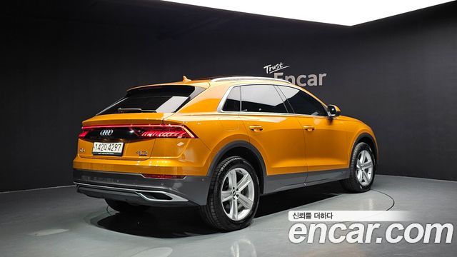 Audi Q8 2021 — photo 2