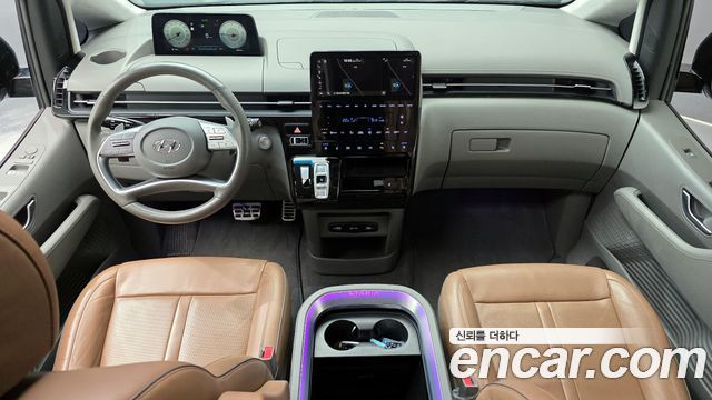 Hyundai Staria 2023 — photo 7