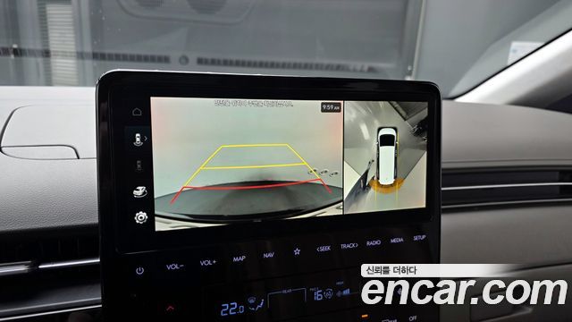 Hyundai Staria 2023 — photo 16
