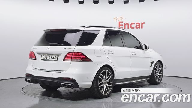 Mercedes-Benz GLE-Class 2016 — photo 2