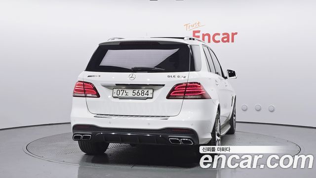 Mercedes-Benz GLE-Class 2016 — photo 4