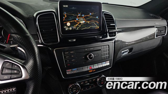 Mercedes-Benz GLE-Class 2016 — photo 15