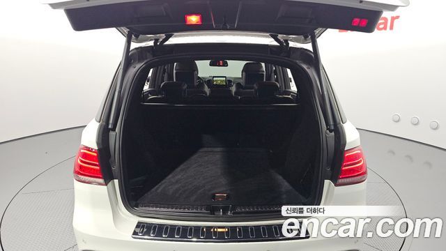 Mercedes-Benz GLE-Class 2016 — photo 20