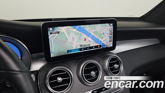 Mercedes-Benz GLC-Class 2021 — photo 14