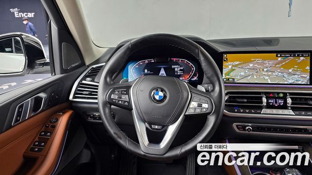 BMW X5 2022 — photo 13