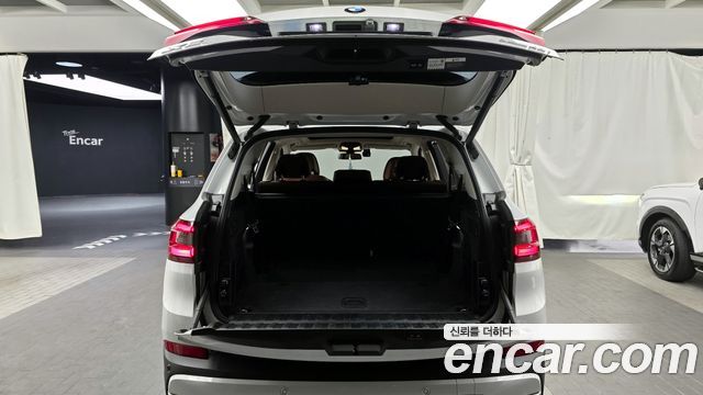 BMW X5 2022 — photo 20