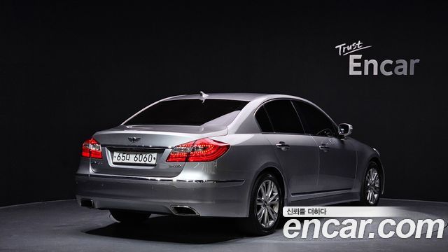 Hyundai Genesis 2012 — photo 2