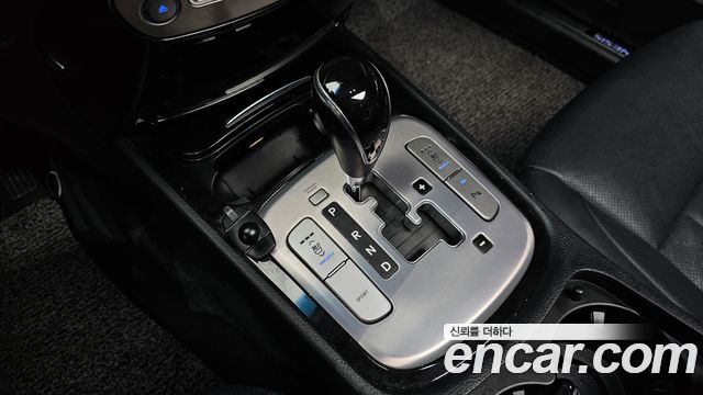 Hyundai Genesis 2012 — photo 9