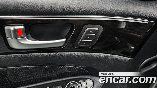 Hyundai Genesis 2012 — photo 16
