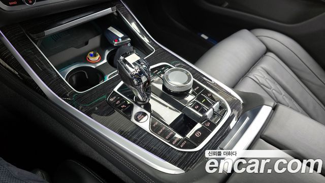 BMW X7 2022 — photo 9