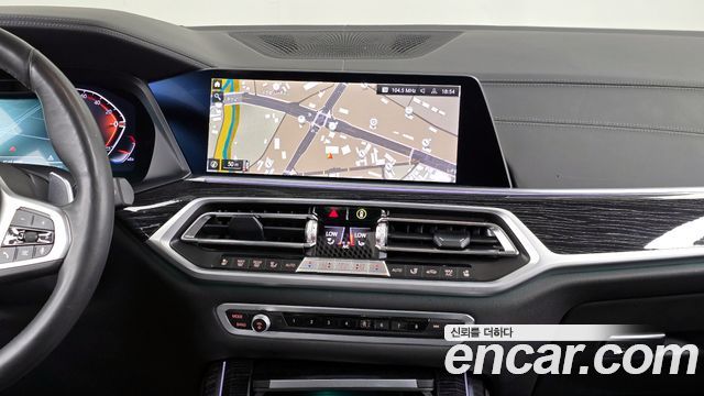 BMW X7 2022 — photo 14