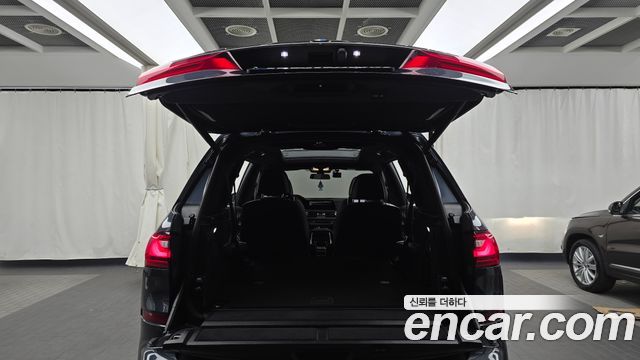 BMW X7 2022 — photo 20
