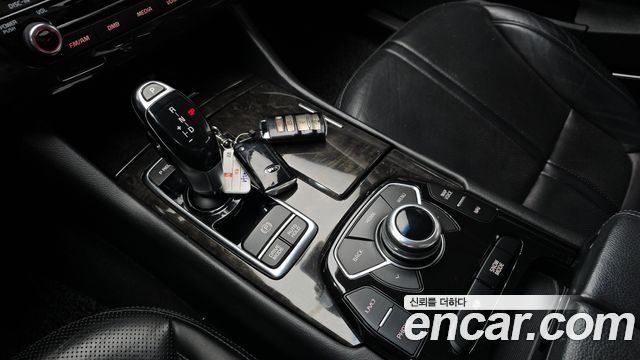 Kia K9 2015 — photo 9