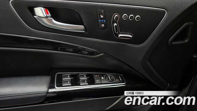 Kia K9 2015 — photo 17