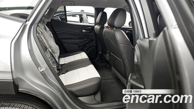 Chevrolet Korea Trax 2025 — photo 12