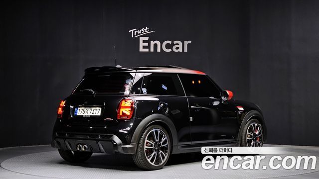 Mini Cooper 2023 — photo 2