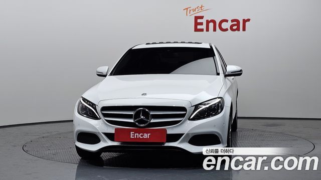 Mercedes-Benz C-Class 2017 — photo 3