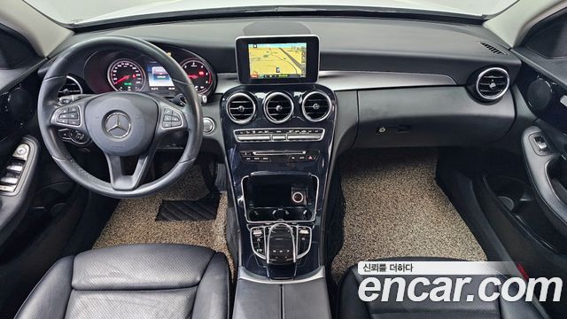 Mercedes-Benz C-Class 2017 — photo 7
