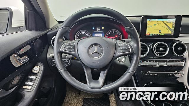 Mercedes-Benz C-Class 2017 — photo 13
